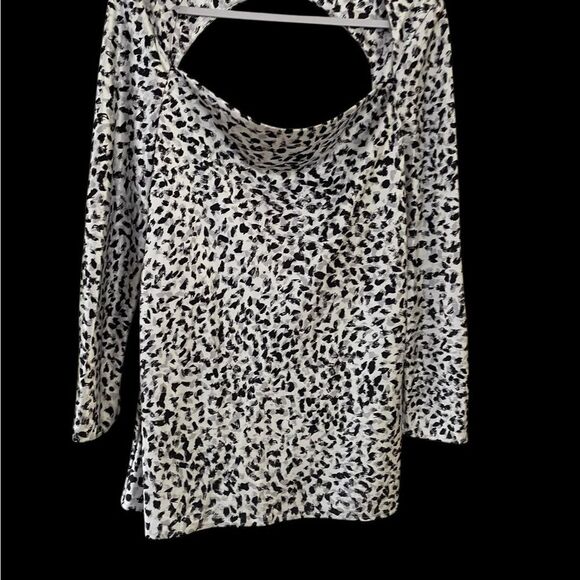 C/MEO Collective Black and Cream Asymmetrical Long Sleeve Dress Small - Picture 2 of 9